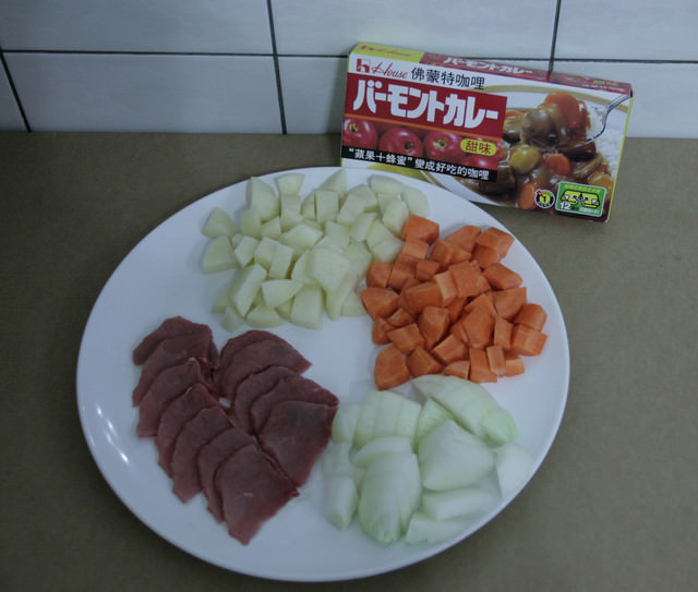 咖哩飯處女秀ＶＳ田原香越光米